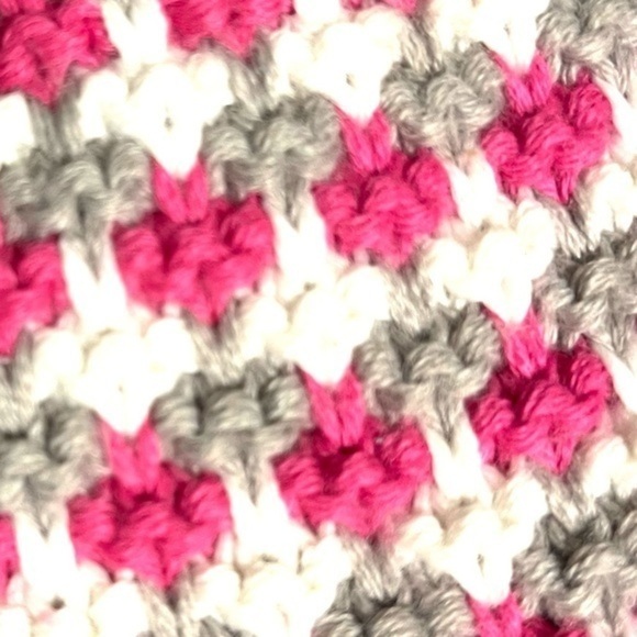 Eisbär Pom Pom Winter Beanie Hat - Picture 4 of 5